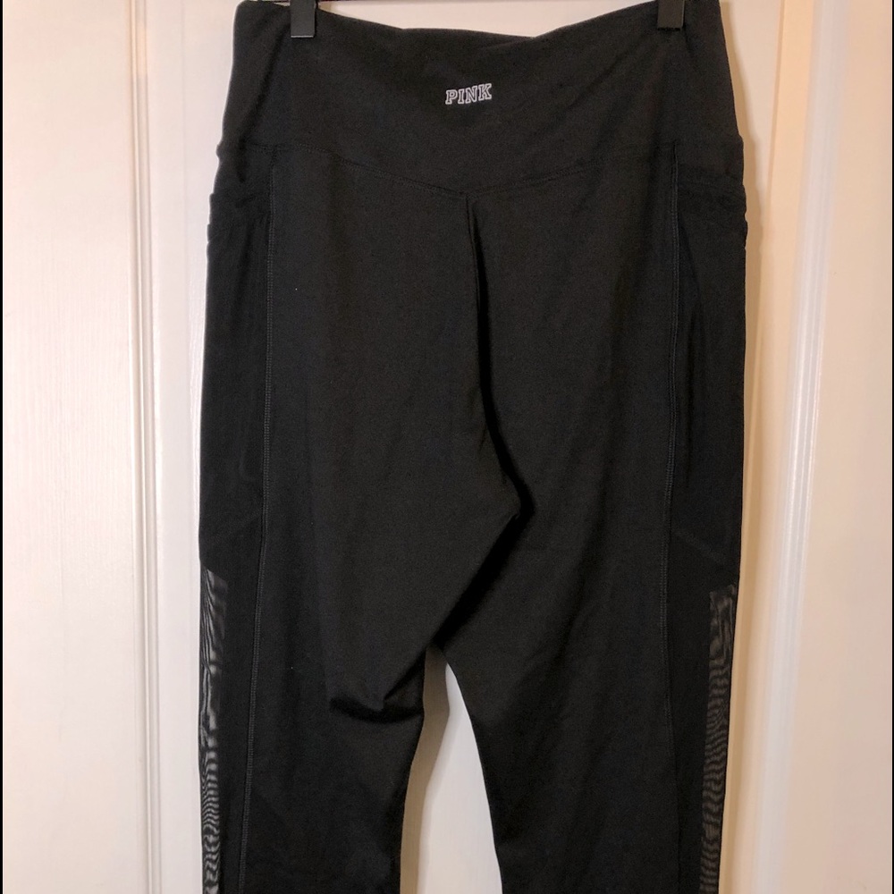 NWT Victoria’s Secret best butt leggings, L